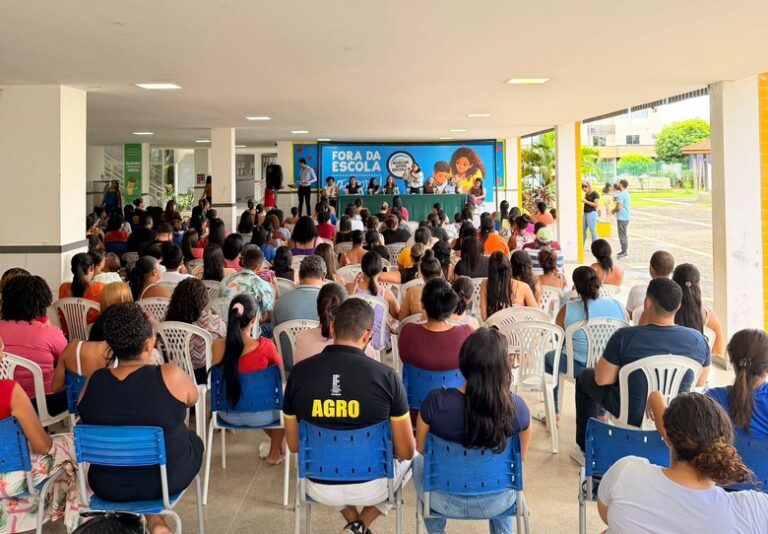 Secretaria de Educação de Barreiras intensifica combate à evasão escolar e alerta famílias sobre negligência na educação